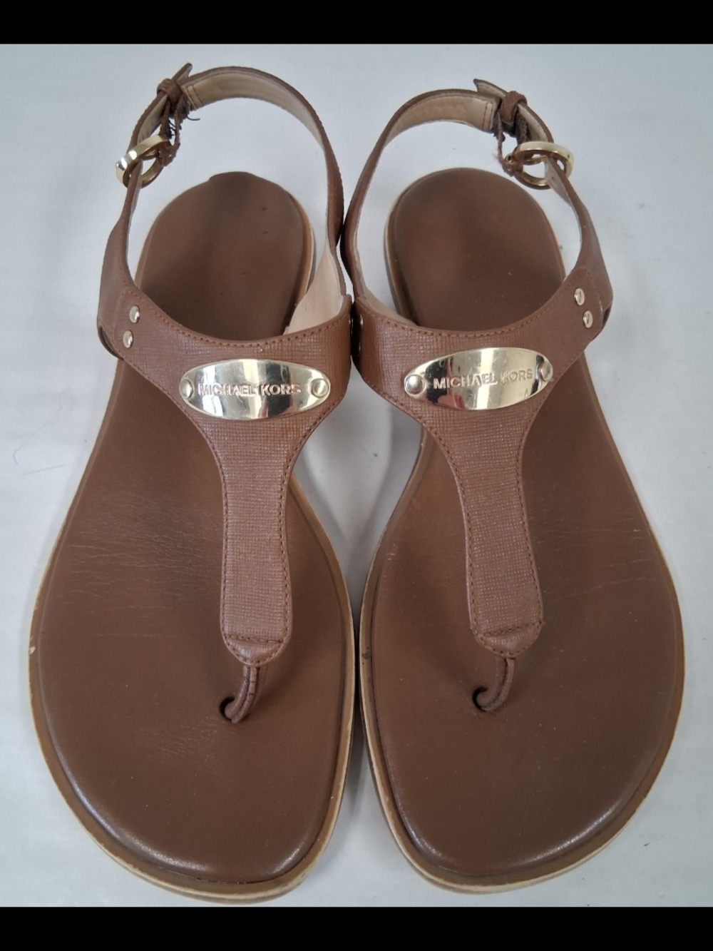 Michael Kors MK Plate Thong Sandals Size 7.5 Blemish